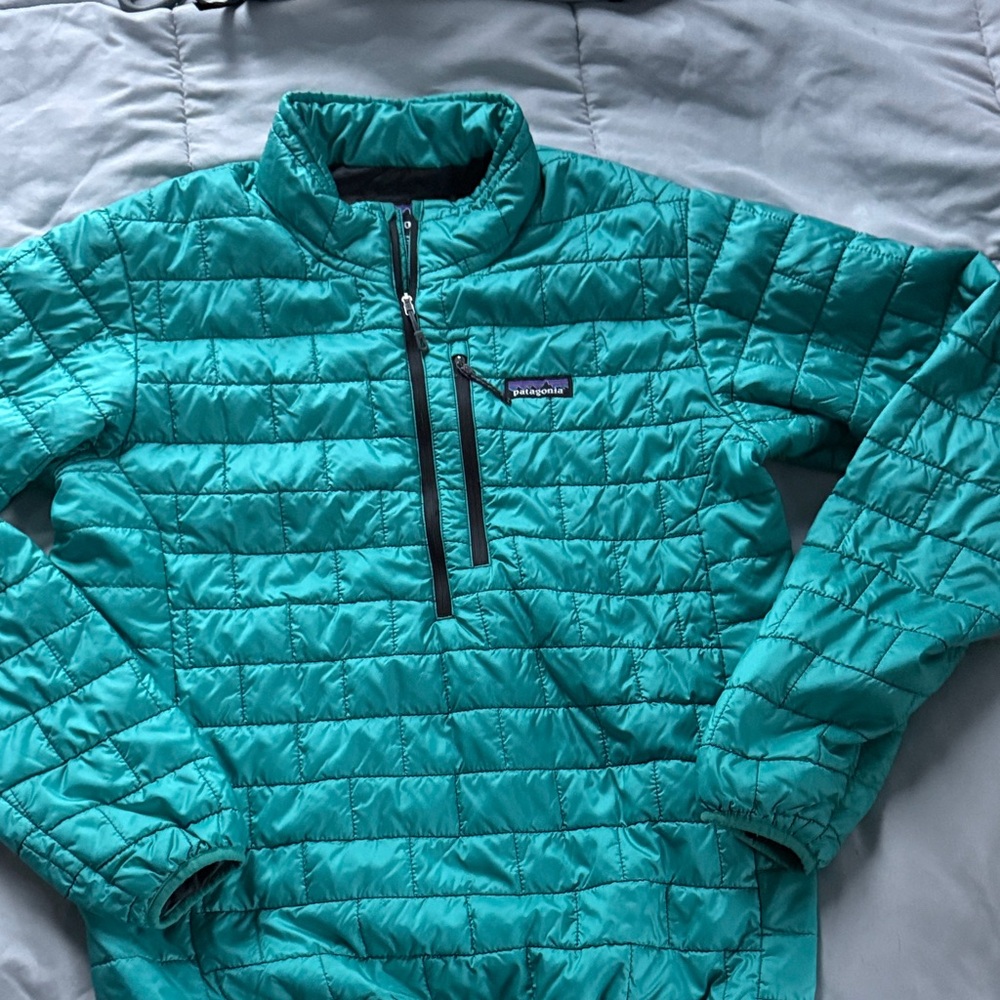 Patagonia Teal Quilted Puffer Pullover Jacket